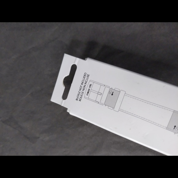 🎉 3/$20 👯‍♀️Host Pick⚡️NEW Guess Connect 20mm Silicone Band(fits 41mm case) - Picture 11 of 11